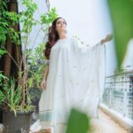 Dia Mirza Instagram - I have always loved wearing @anavila_m. Her clothes are in it’s truest essence #Sustainable. She cares for people and cares for the planet 🌏🌻🐯🕊🦋 This set is a part of Anavila’s quiet collection. Made using handwoven linen textile from West Bengal, the yarn dyed stripes are vegetable dyed. A 100 percent natural and sustainable. The simple kurta design is reflective of Anavila’s “quiet“ aesthetic with raglan sleeves fagetted in a contrast color. I personally love the motif of birds on the dupatta, an ode to the magical moments i spend witnessing natures quiet gifts to us in the city 💚 🦜 #IAmNature #GlobalGoals #SDGs #OnePeopleOnePlanet MUH by me 🙃 Styled by @theiatekchandaney Assisted by @jia.chauhan Jewellery from my personal collection. Photos by @rishabhkphotography Managed by @shruti8711 @exceedentertainment Bandra World of Storytellers