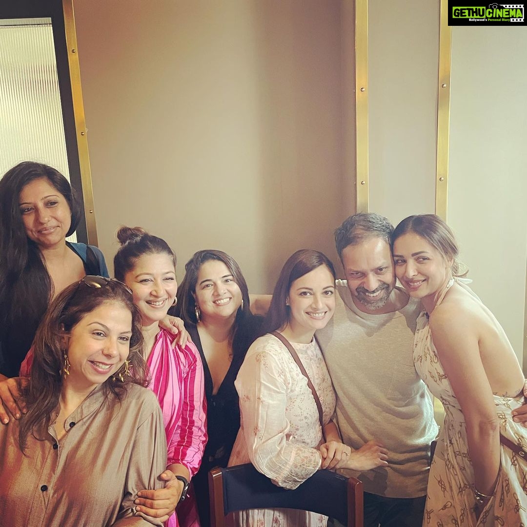 Dia Mirza Instagram - In celebration of the man we love PSR 🐯❤️ Thank you for a wonderful afternoon @itsmspreetatoyou and @vaibhav.rekhi 🥰 Happy Times Always! @malaikaaroraofficial @devsanyal @nikitasanyal @worldofsiddharth @farrokhchothia Kala Ghoda, Fort