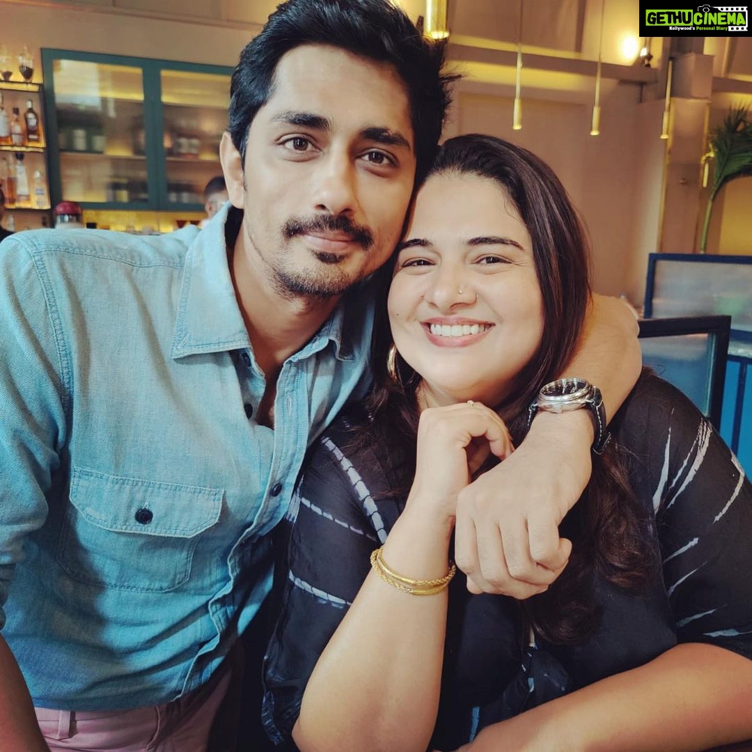 Dia Mirza Instagram - In celebration of the man we love PSR 🐯❤️ Thank you for a wonderful afternoon @itsmspreetatoyou and @vaibhav.rekhi 🥰 Happy Times Always! @malaikaaroraofficial @devsanyal @nikitasanyal @worldofsiddharth @farrokhchothia Kala Ghoda, Fort