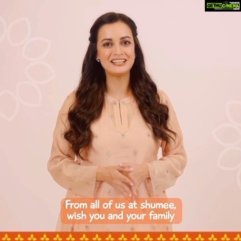 Dia Mirza Instagram - Here’s sending you and yours a warm ray of light and wishing you a happy, play-filled Diwali from all of us at shumee! 🪔 @diamirzaofficial #HappyDiwali #DiaMirza #DiwaliWish #Diwali2022 #ShumeeToys India