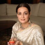Dia Mirza Instagram - Happy Diwali 🪔💛🕊️ #Diwali2022 India