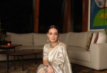 Dia Mirza Instagram - Happy Diwali 💛✨🪔 May the light within shine bright 🕊️ Saree by @anavila_m Styled by @theiatekchandaney Hair by @lakshsingh__ Photos by @anups_ #Diwali2022 #VocalForLocal #HandLoom #HandcraftedInIndia #SustainableFashion