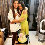 Dipika Kakar Instagram – Belated Happy Birthday @sheetuforeva  one of the most hardworking girl & a gem of a person!! Got to know you as a doctor who leaves no stone unturned for her patient’s improvement❤️ and in no time you are a part of our family & a very sweet friend  to me …. Lots of Love 🤗😍
.
.
.
thank u for the lovely cake rinku❤️ @dcakecreations