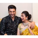Divyanka Tripathi Instagram - This time Diwali is gonna stay longer 😀 Styledby: @stylebysugandhasood Assisted By @tanyamishrra Outfit : @emiraasbyindrani Jewelleryby: @blingvine Makeup: @sharukh_rocks902 Hair: @sunny_makeup_artist