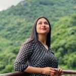 Divyanka Tripathi Instagram - यह हसीं वादियाँ 😍 @springdiariesstore पहाड़ो की रानी मसूरी