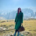 Divyanka Tripathi Instagram - Aa gaye hum kahan...😍💚 Gulmarg