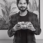 Dulquer Salmaan Instagram - We all know the importance of eating greens daily, so how about Daily Greens? A tablet that has all the essential vitamins and minerals to supplement your daily diet in one delicious fizzy green drink. @wellbeing.nutrition #WellbeingNutrition #WellbeingNutritionxDQ #Collab