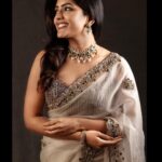 Eesha Rebba Instagram - కమ్మని ఈ ప్రేమ లేఖనే రాసింది హృదయమే ప్రియతమా నీవచట కుశలమా నేనిచట కుశలమే…❤️🎶 Styled by @officialanahita Outfit: @ashwinireddyofficial Jewellery : @chhaganlal.jewellers Pic: @sachinbharadwaj