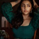 Eesha Rebba Instagram - In my moment💚 . . . . Clicked by @kilaruness 🤗 Styled by @sravyalavidi 🤗 Outfit @renge_india Accessories @kushalsfashionjewellery #eesharebba