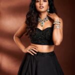 Eesha Rebba Instagram – “Stop looking, you got me blushing”🖤

@provoke_lifestyle 
Styling : @officialanahita ❤️
Outfit: @byshahmeenhusain
Jewellery: @chhaganlal.jewellers
Makeup: @makeupbymadhushreeganapathy 🤗
Hair : Thirupathi 
Pic: @kalyanyasaswi 🤗