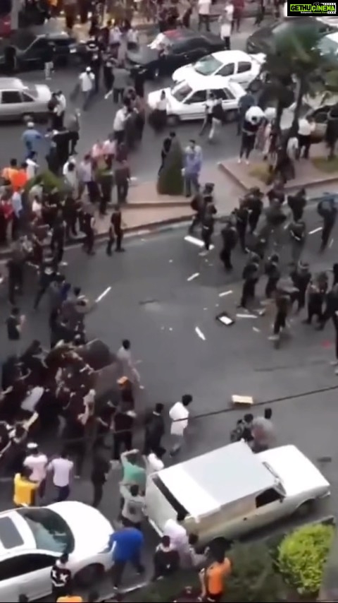 Elnaaz Norouzi Instagram - PUT the reverse gear on and back off of OUR Country !!! 💥🖐🏼 I am so proud of all the men and women who are on the streets these days - please dont give up… keep pushing them the way you are pushing them in this video… PUSH THEM OUT OF IRAN !!! They never belonged there in the first place! My courageous and fearless brothers and sisters ❤️ My Indian friends and followers - I request you all to spread the news and help iran fight this battle which is going in since 43 years. Pls create awareness, they are killing people everyday on the roads and have blocked the internet and all ways of communication so their voices can’t be heard 🙏🏼 بذارید رو دنده عقب و از مملکت ما گورتونو گم کنید. من به تک تک زنان و مردانی که این روز ها تو خیابونا هستن افتخار میکنم. لطفا کم نیارید … به فشارتون ادامه بدین، درست مثل این ویدیو. اینارو از ایران بیرون کنید. اونا از همون اول اصلا هیچوقت جاشون اونجا نبوده. درود به شما خواهران و برادران شجاع و نترس من ❤️ #iran #mahsaamini #مهسا_امینی #opiran Tehran, Iran