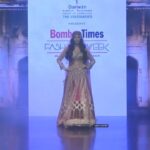 Elnaaz Norouzi Instagram - Walked as a showstopper for @soniyagofficial in this royal look 👸❤️ do you like this look on me ? 😍 . . . . #bombaytimesfashionweek #elnaaznorouzi #showstopper #rampwalk #catwalk Mumbai, Maharashtra