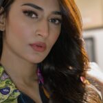 Erica Fernandes Instagram - For those asking where was this outfit from it was from @knit.nap It's a sleepwear but I love wearing it as a day wear too. So versatile 😉 1 of my fav outfits ☺️ #outfitinspiration #pajama #sleepwear #colourful #prints #fashiondiaries