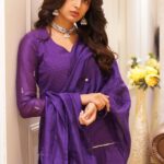Erica Fernandes Instagram - I need your opinion What do you suggest just the tint and mascara ( like in this look ) or full blown makeup ? Whats adding to this look is the lovely vibrant purple . Such a simple yet pretty piece from @sajke.in @oakpinionpr #instafashion #instagood #indianfashion #indianwear #salwarsuits #fashionblogger #fashioninfluencer #influnecersofmumbai #influencersofindia #mumbaifashion #ethnic #ethnicwear