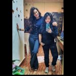 Erica Fernandes Instagram - When we meet, energies speaks.... Twinning with crazy 😘❤️ @iam_ejf