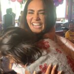 Esha Gupta Instagram – “Child gives birth to a woman”, that doesn’t mean the woman has to give birth to that child to be the mother. 
This Mother’s Day was the most special, as I was lucky enough to spend it with children of India. Thank you @bhamlafoundation @saherbhamla for making me a part of this wonderful day. I’m honoured that the children gave me so much love, and in my way I was able to make them smile. #grateful #mothersday 
Video by @nimi_insta 
@jaikishenraheja Lord of The Drinks