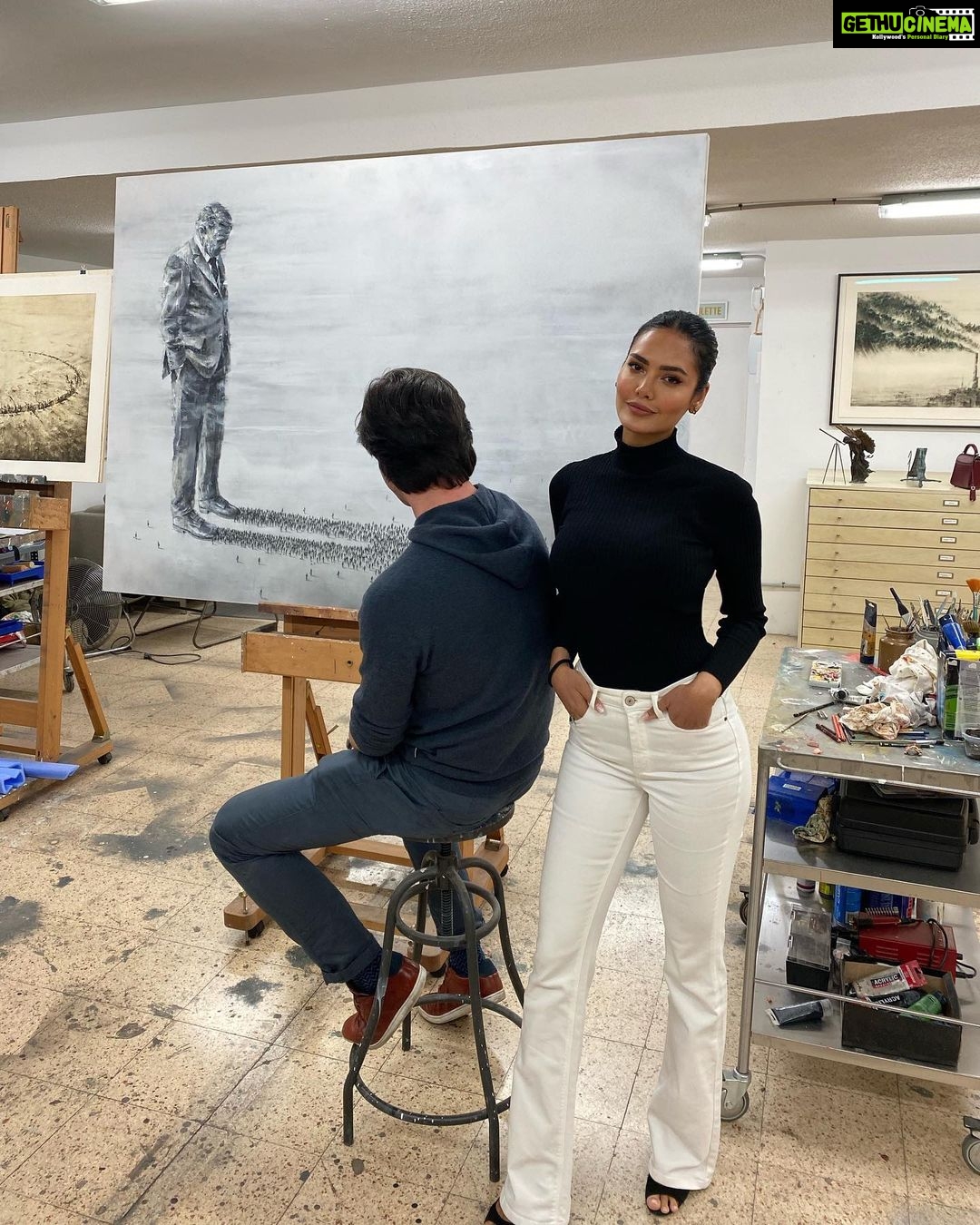 Esha Gupta Instagram - The Art and The Artist “The Boss” @pejac_art Madrid, Spain
