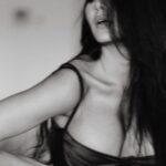 Esha Gupta Instagram - 🖤