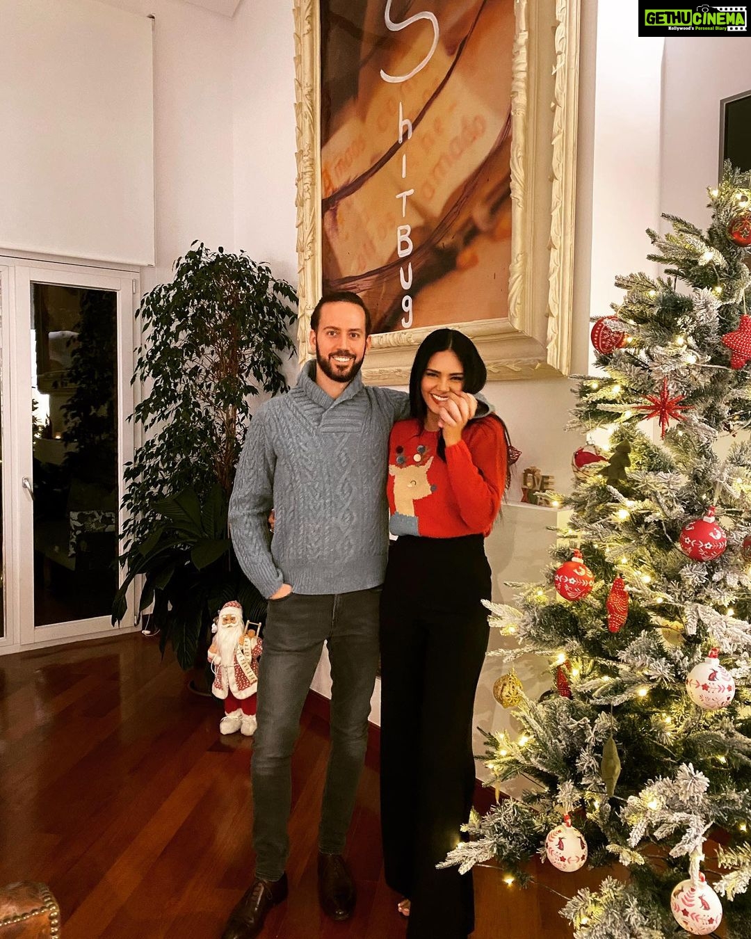 Esha Gupta Instagram - Feliz Navidad 🎅🏽🎄 Madrid, Spain