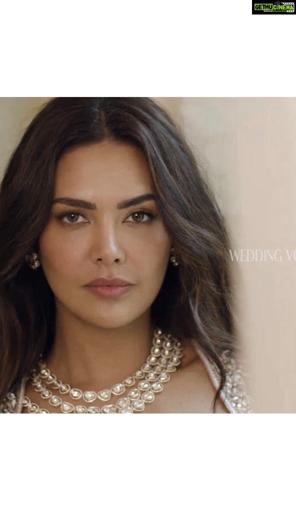 Esha Gupta Instagram - @weddingvows.in Video by @heartandcraft__