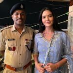Esha Gupta Instagram - Had the honour of celebrating Diwali with the 95 battalion CRPF . Thank you #AnilKumar sir , #vikaskumar sir #parikshit sir for this honour, I’m truly humbled. #kashivishwanath #varanasi Kashi Vishwanath Temple