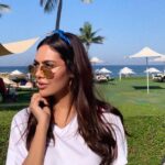 Esha Gupta Instagram - I sea you Oman,Mascat