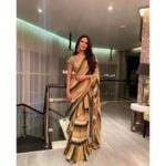 Esha Gupta Instagram - 🧡
