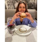 Esha Gupta Instagram - What people think vegans eat vs what we actually eat.. plant 🌱 based diet is a healthier more environment conscious glowing skin diet P.S- there are few vegan friendly wines out there for wine lovers 🤍