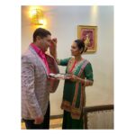 Esha Gupta Instagram - Blessed to be together this #bhaidooj ♥️
