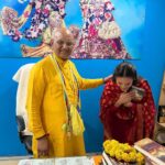Esha Gupta Instagram - Took the blessings of Shri Krishna and @vrajendranandandas Prabhu ji today #govardhan #harekrishna Iskon Temple in Delhi