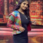 Gabriella Charlton Instagram - Anda Ka Kasam 🪄 Loving this look! Jacket by @sdduniqueboutique_97 Styling by my mom 😜