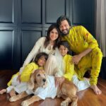 Genelia D'Souza Instagram - From our family to yours … good wishes, prosperity, happiness and abundance of love on this auspicious day. Happy Ganesh Chaturthi. #ganeshchaturthi #ganesha @riteishd