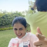 Genelia D'Souza Instagram - Kya tumne kissi se pyaar ???? #reelkarofeelkaro