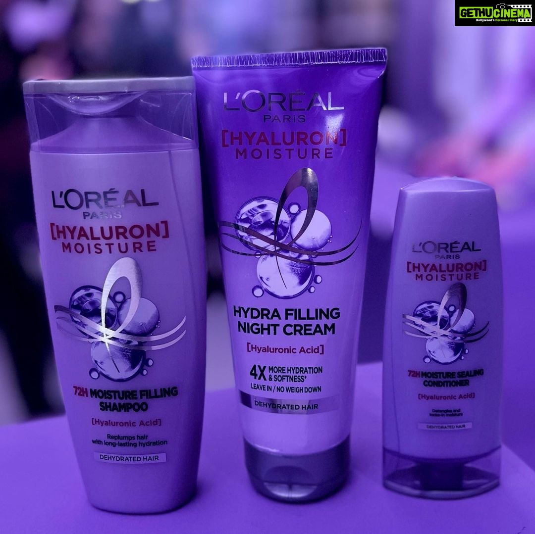 Helly Shah Instagram - #collab Hyaluronic acid for your hair?? Yes you heard it right 😍 Introducing the future of haircare in india . The new Loreal Paris Hyaluron Moisture Range . I was super thrilled to be at the launch of this amazing new Hyaluron moisture Range . I can’t pick which one is my favourite because I absolutely loved all of them . Go experience this scientific breakthrough ingredient, Hyaluronic acid , now for hair . @lorealparis #HydrateWithHyaluron #72HrHydration