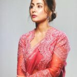 Hina Khan Instagram - Every saree has a beautiful story… #SareeLove #HK