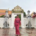 Hina Khan Instagram - Love and Blessings for everyone.. Wat Pho Temple #bangkokthailand #wanderer #travelphotography