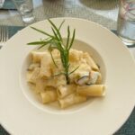 Hina Khan Instagram - Delicious meals at @angsanalagunaphuket @pickyourtrail #AngsanaPhuket #PickYourTrail Angsana Laguna Phuket