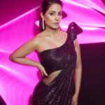 Hina Khan Instagram - I just had a triple sparkle macchiato✨ . . Outfit @gauravguptaofficial @ggpanther Jewels @renuoberoiluxuryjewellery Footwear @sana.k.official MUAH @sachinmakeupartist1 @irshad__hair 📸 @visualaffairs_va Special and expensive light man @sachinmakeupartist1 😂😂