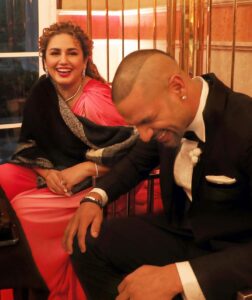 Huma Qureshi Instagram - Cat is out of the bag …. Finally @shikhardofficial #DoubleXL @aslisona @iamzahero @mahatofficial