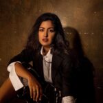Ishita Dutta Instagram - Wake up, kick ass, Repeat Styling & Concept: @styleitupbyaashna Photography: @kalyaam_ HMU: @makeupbyheenal Jewellery: @fashionjewellery_21 Blazer: @kiroshe_india White collar shirt: @daisydaysbysonia Black striped pants: @cameo_store_official Studio: @studio211mumbai