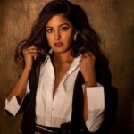 Ishita Dutta Instagram - ❤️❤️❤️ Styling & Concept: @styleitupbyaashna Photography: @kalyaam_ HMU: @makeupbyheenal Jewellery: @fashionjewellery_21 Blazer: @kiroshe_india White collar shirt: @daisydaysbysonia Black striped pants: @cameo_store_official Studio: @studio211mumbai