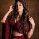 Ishita Dutta Instagram – ❤️❤️❤️

@theweddingmaantra  @gaarimasinha
Styled by @arzookapoor21
Outfit @Sunehreeofficial
Makeup @nainaartistrymakeover
Hair @amuthevar@makeupbygarry
Jewellery @nehalullajewellery
Photographer @akshayphotoartist 
@shimmerentertainment
Location @studio211mumbai