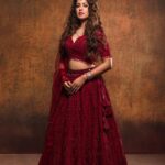 Ishita Dutta Instagram – ❤️❤️❤️

@theweddingmaantra  @gaarimasinha
Styled by @arzookapoor21
Outfit @Sunehreeofficial
Makeup @nainaartistrymakeover
Hair @amuthevar@makeupbygarry
Jewellery @nehalullajewellery
Photographer @akshayphotoartist 
@shimmerentertainment
Location @studio211mumbai