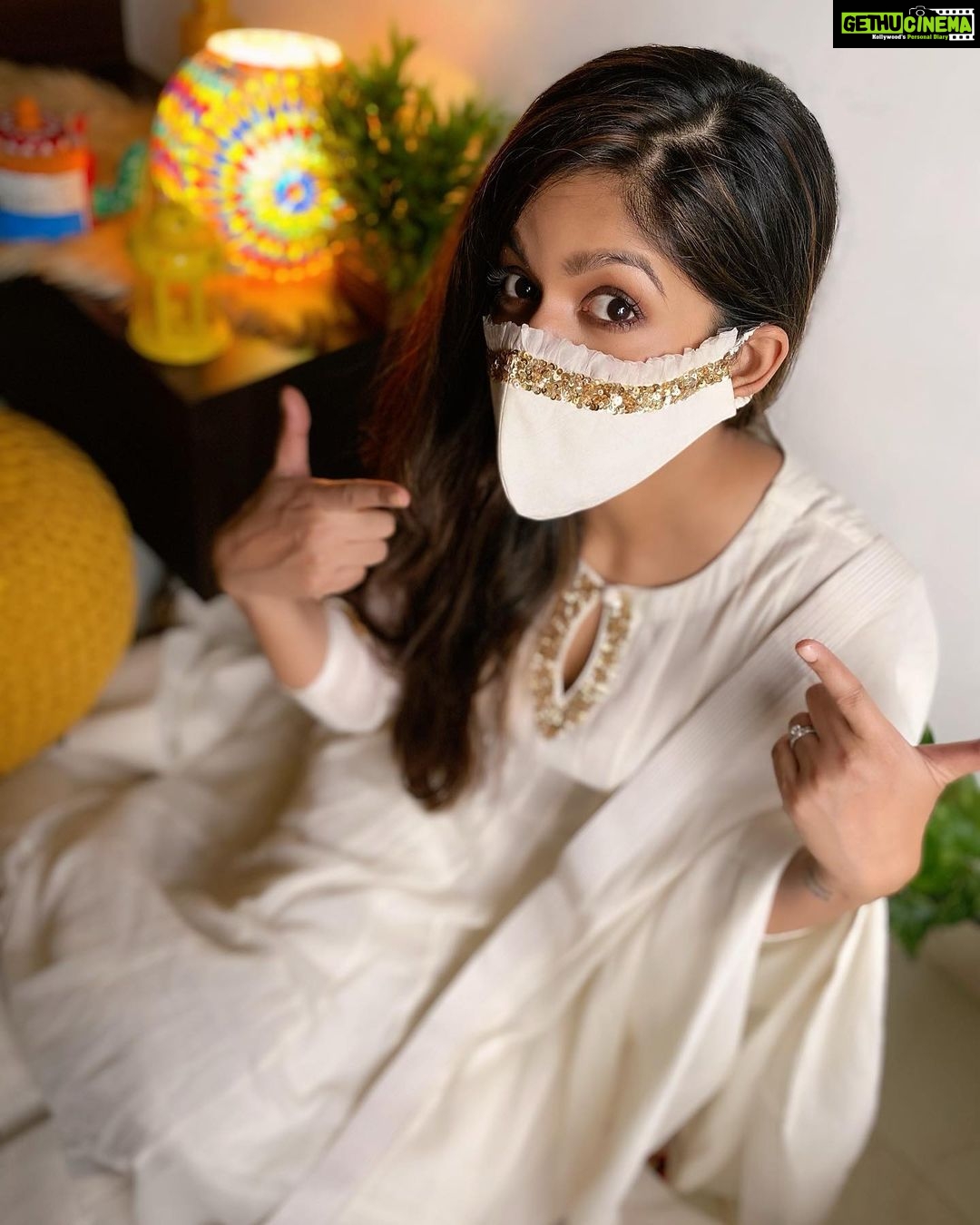 Ishita Dutta Instagram - The new normal... ❤️ Wearing @suidhaagabyshweta