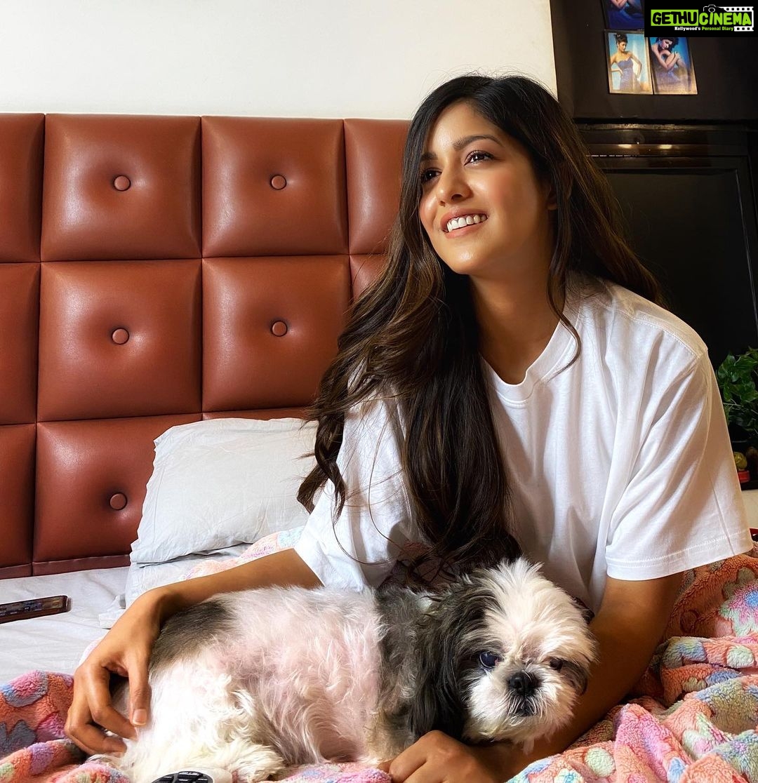Ishita Dutta Instagram - Good Morning ❤️❤️❤️ @iamhappydutta