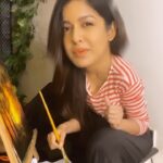 Ishita Dutta Instagram – Pintu ko lagi hai pyaas 🤣.
.
Pinky Aur Pintu 👫🏻.
#justforlaughs #pinkyaurpintu @pinkyaurpintu @vatsalsheth Ghar Pe……..