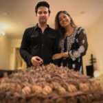 Ishita Dutta Instagram – @vatsalsheth ❤️❤️❤️