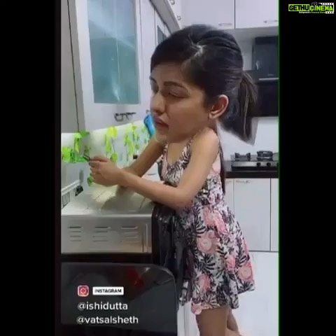 Ishita Dutta Instagram - #justforlaughs #stayhome #Staypostive #keeplauging