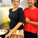 Ishita Dutta Instagram - We tried this for the first time n it turned out pretty good.... Kshama is an excellent cook and it’s always so much fun cooking together... ❤️❤️❤️ Do try it and share the pictures with us... @kshanaya912
