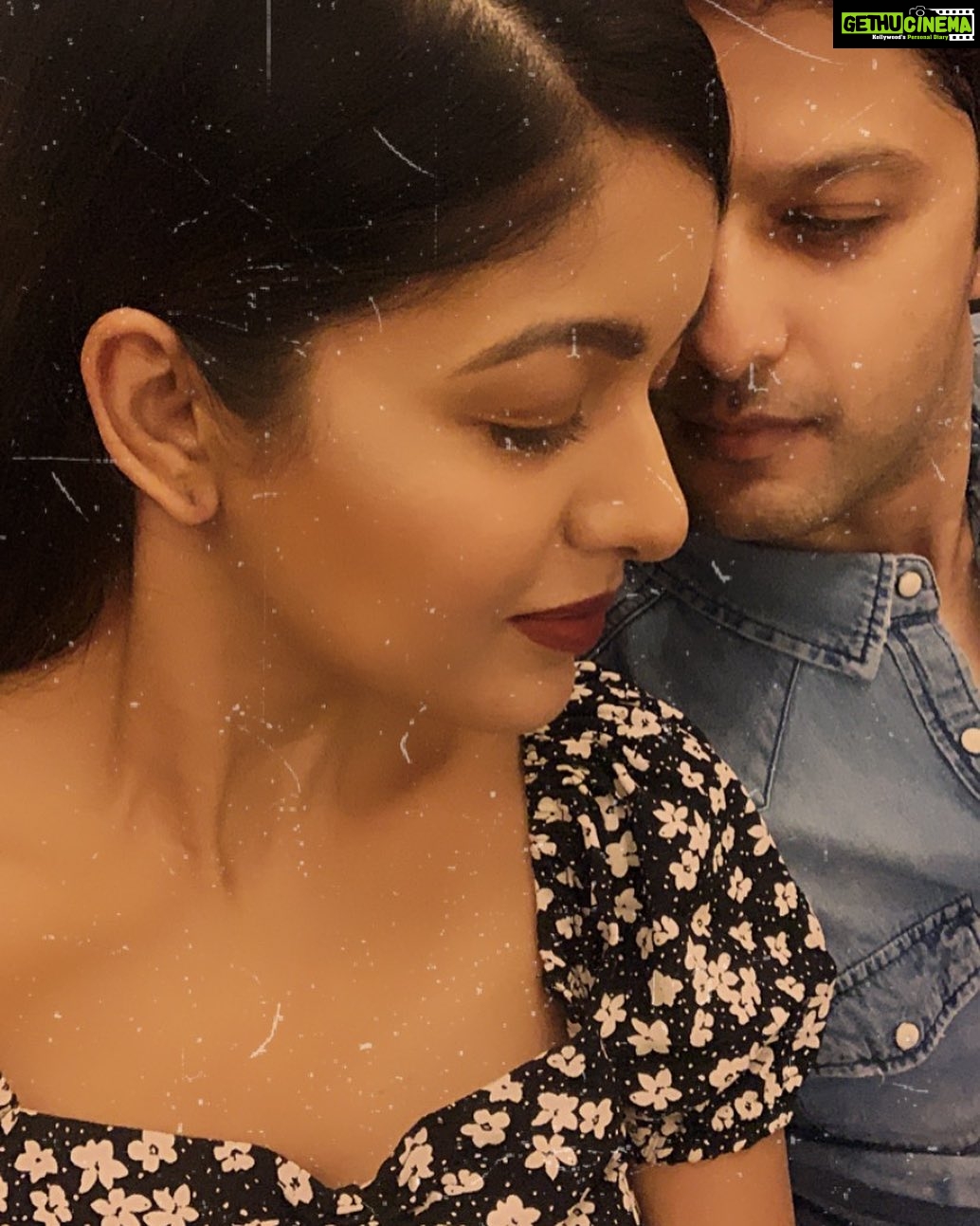 Ishita Dutta Instagram - #kahaatohtha link in our bio if you haven’t seen it yet ❤️❤️❤️ @timesmusichub @vatsalsheth